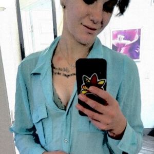 Meet your Posher, Emily